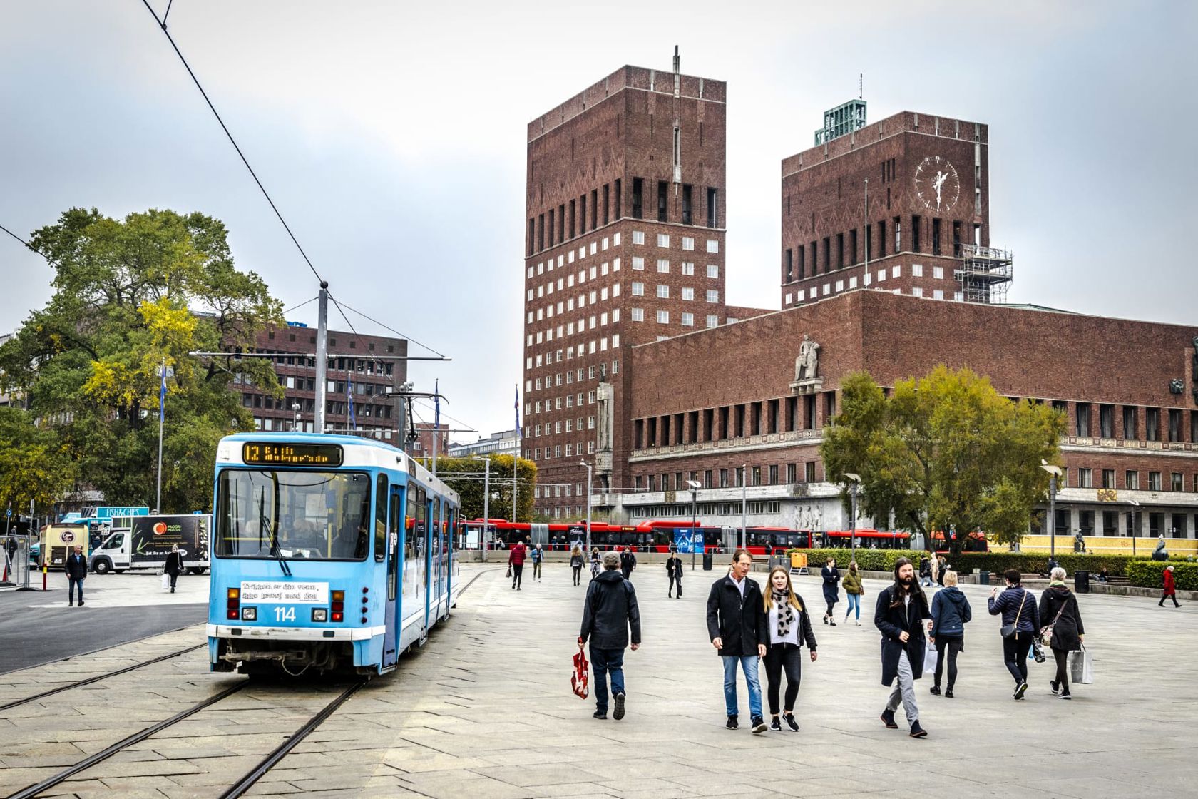 Det vil være stengt for trikk over Rådhusplassen og Aker Brygge i arbeidsperioden (foto Sporveien).